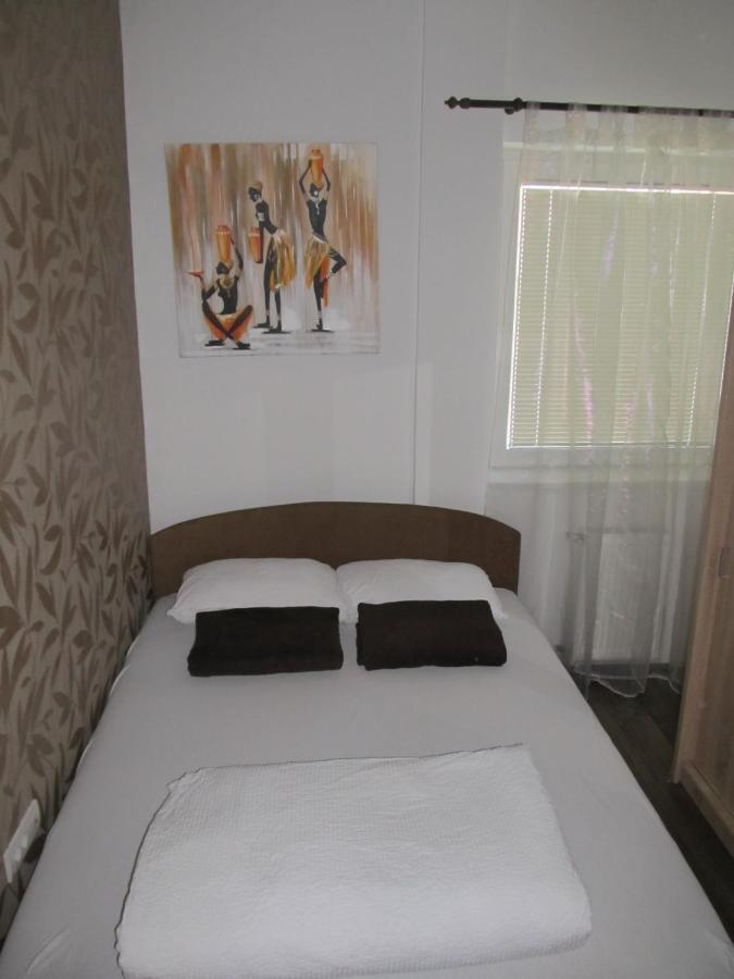 Apartment Ivi034 Kragujevac Kültér fotó