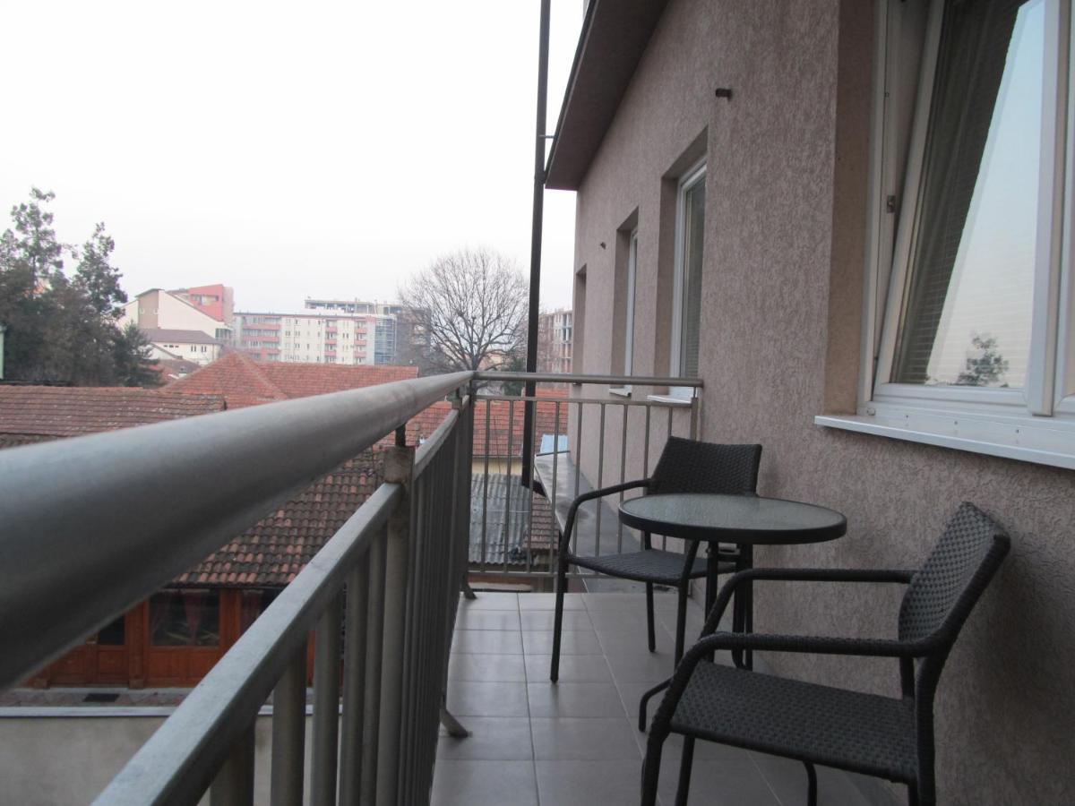 Apartment Ivi034 Kragujevac Kültér fotó